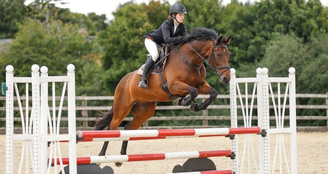 Hannah Jones showjumping