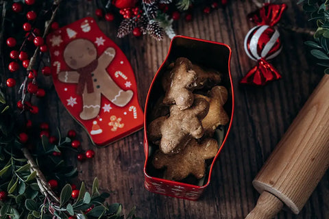 Festive gingerbread biscuits your dog can enjoy